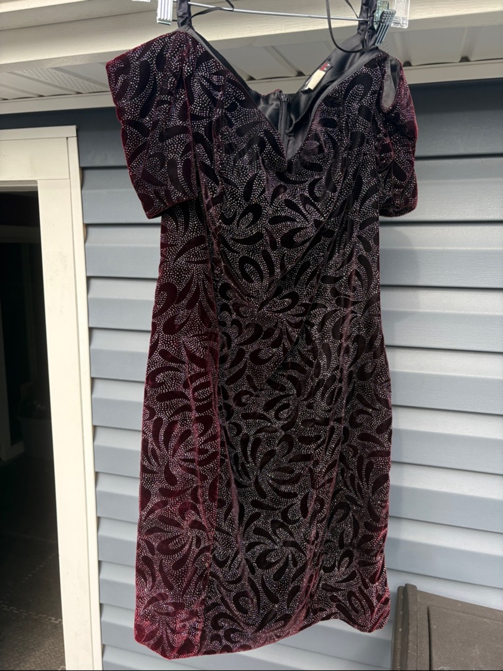 Scarlett One-Shoulder Burgundy Velvet Dress with Sparkle Motif